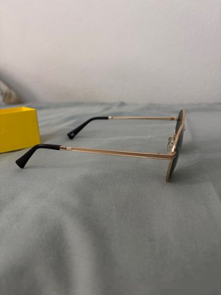 Gafas de sol Hawkers doradas redondas