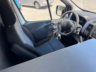 Opel Vivaro 11/2017 L2 isotermo con frio Y ARCON