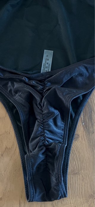 Costume intero nero sgambato tg M
