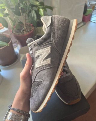 New Balance 373 Talla 41.5
