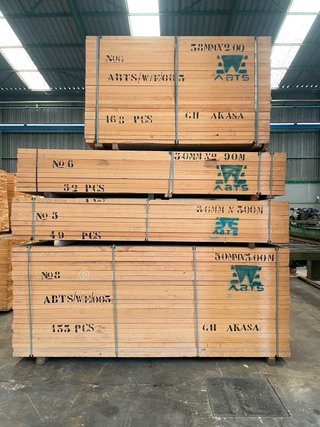 Stock Madera Tropical
