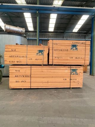 Stock Madera Tropical