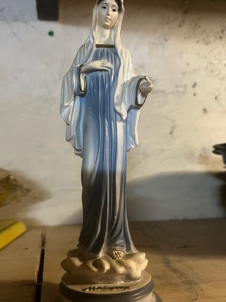 Statuina Madonna