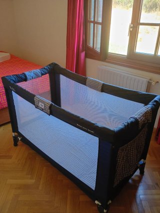 Parque cuna bebé Britax Jacadi y colchón de regalo