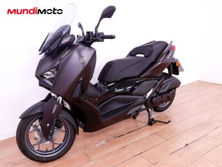 YAMAHA X-MAX 125