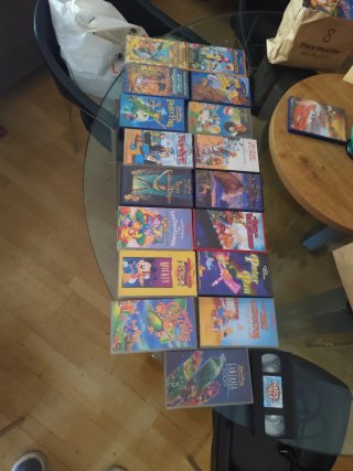 Películas VHS y DVD Disney