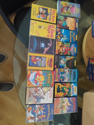 Películas VHS y DVD Disney