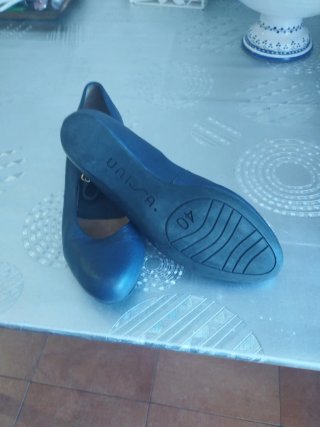 Bailarinas mujer azul cuero