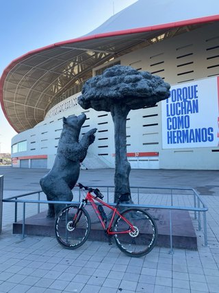 Bicicleta de Montaña Roja
