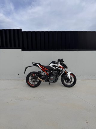 KTM Duke Naranja/Blanca