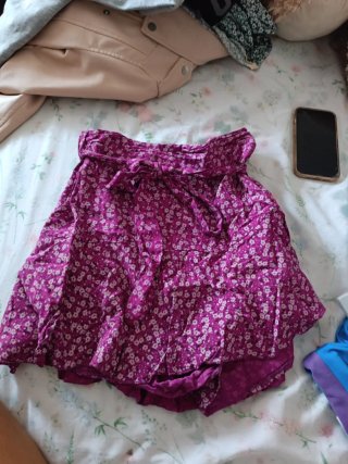Falda pantalón corta floral morada