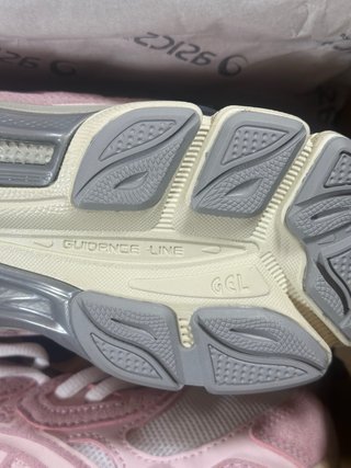 Zapatillas Asics Gel-NYC Rosas Talla 40