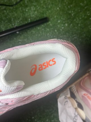 Zapatillas Asics Gel-NYC Rosas Talla 40