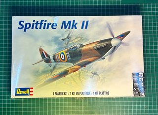 Maqueta Revell Spitfire Mk II 1:48