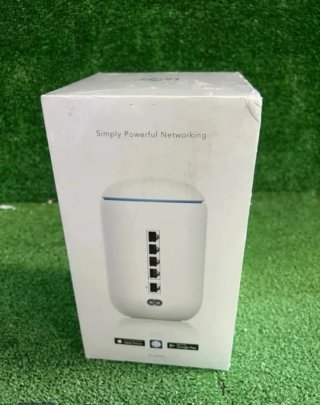 Router Ubiquiti UniFi Dream Machine WiFi AC 1733Mb