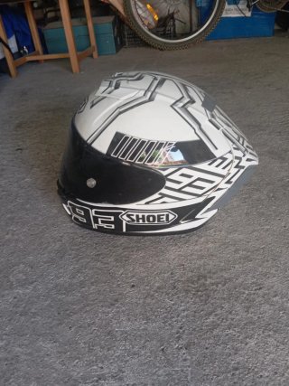 Casco de moto SHOEI