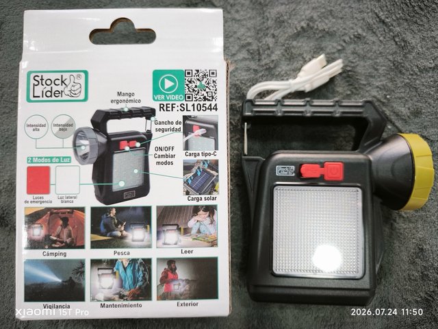 Linterna Solar Portátil StockLíder SL10544