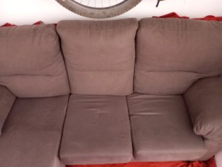 Sofá cheslong gris