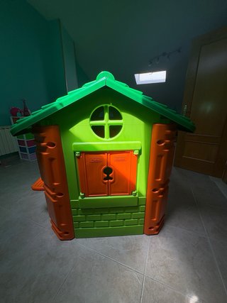 Casita infantil de plástico
