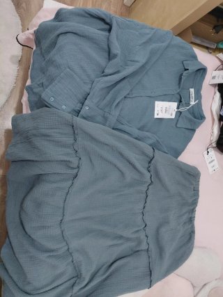Camisa Pull&Bear verde grisáceo Talla XXL