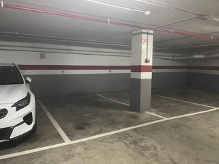 Garaje en venta en Barrio de Ciudad Jardín en Málaga