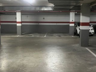 Garaje en venta en Barrio de Ciudad Jardín en Málaga