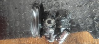 Bomba dirección 028142555F Volkswagen Polo III (6