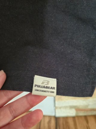 Camiseta Pull&Bear Naranja y Negra