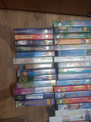 Lote Películas VHS Disney y Animación. Originales.