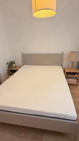 Somier SKLUM para cama 150x200 en gris -COMO NUEVO
