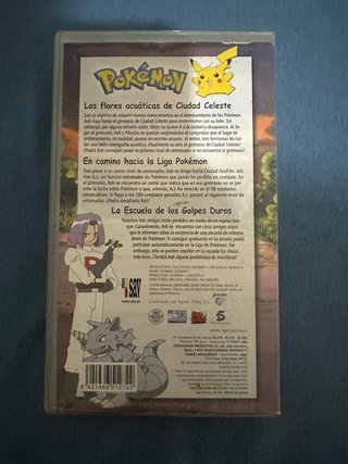 Películas VHS Pokémon y la sirenita.