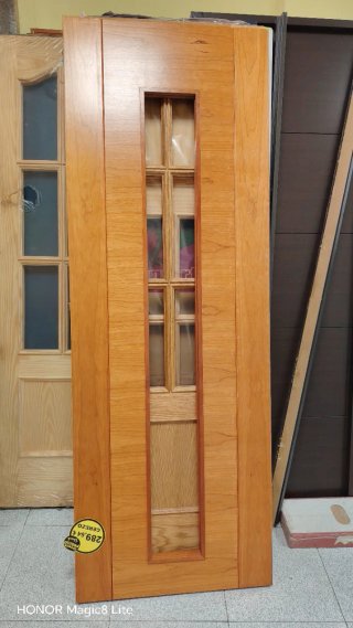 Puertas nuevas de stock, muchos modelos.