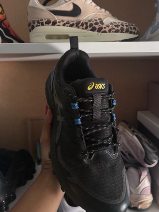 Asics Gel Trabuco Hombre Negro/Azul