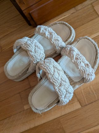 Sandalias Zara trenzadas beige