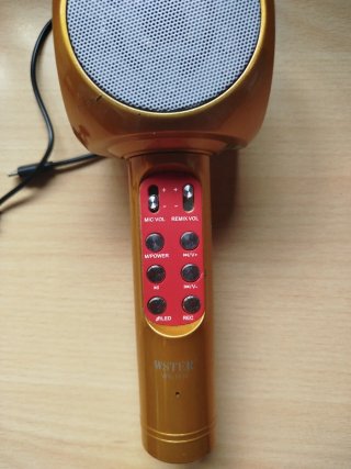 Micrófono Karaoke Bluetooth Dorado