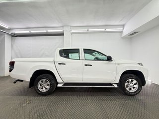 Mitsubishi L200 PICK-UP 4X4