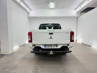 Mitsubishi L200 PICK-UP 4X4