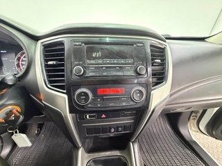 Mitsubishi L200 PICK-UP 4X4