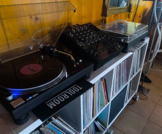Technics SL-1210GR + Pioneer DJM800