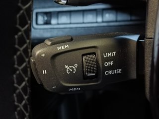 Peugeot 3008 HYBRID 225 ALLURE