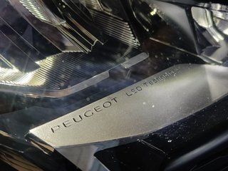 Peugeot 3008 HYBRID 225 ALLURE