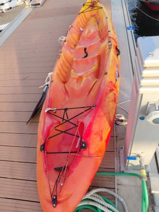 Kayak Ocean Dúo para reparar.