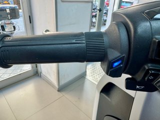 Piaggio Beverly S 400 HPE Blanca
