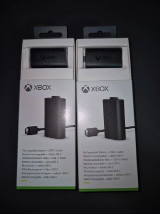 2 Mandos XBOX + Baterías recargables XBOX