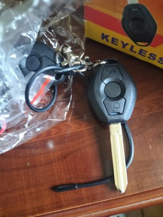 Llave con mando para coche