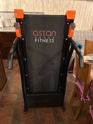 Cinta de correr, pesas y masajeador
