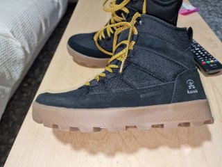 Botas Kamik Atwatern Negras y Marrones