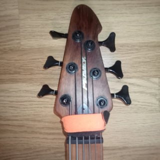 Bajo Peavey 6.