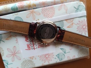 Reloj +regalo de libreta y bolígrafo