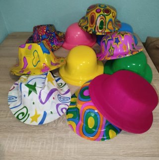 Lote 55 Gorros Fiesta NUEVOS A ESTRENAR